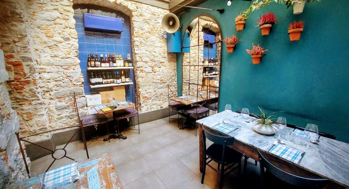 osteria carugio portovenere interni